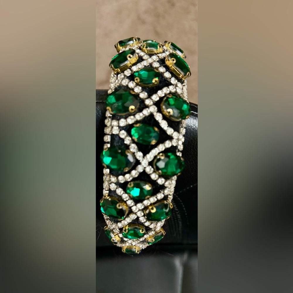 Faux Emerald and Faux diamond Headband. Really sparkly outside.